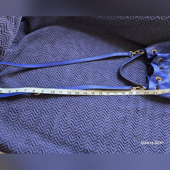 Kate Spade Royal Blue Small Bucket Bag Excellent condition! - Picture 11 of 11